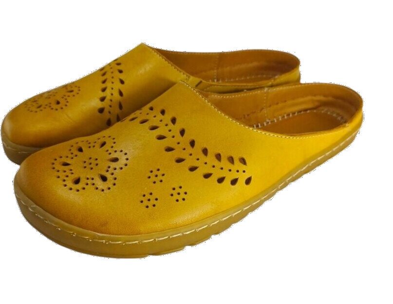 OK bare Amy Keltainen