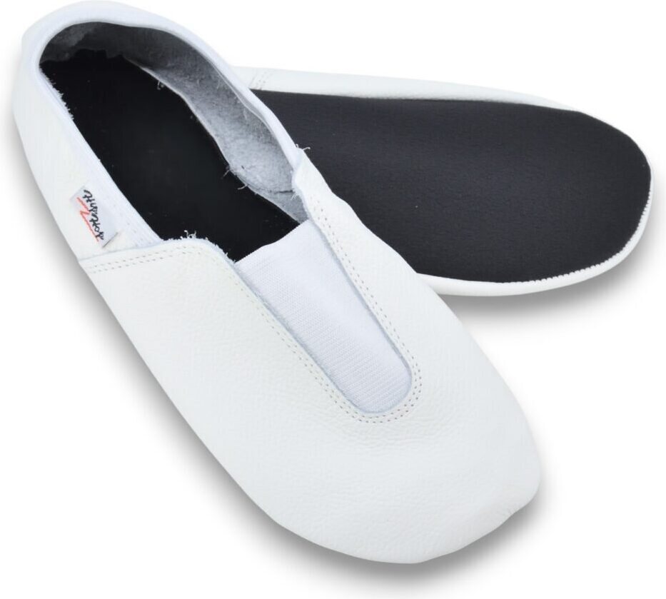 Omaking Hip Hop Barefoot 白