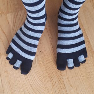 TOETOE Essential Knee-High