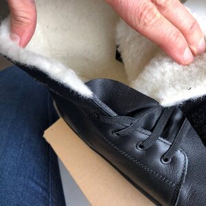 Be Lenka Winter lasten