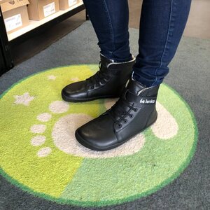 Be Lenka Winter lasten